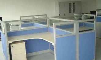 廠家供應(yīng)新款辦公桌,會(huì)議桌,培訓(xùn)桌椅,工位桌椅